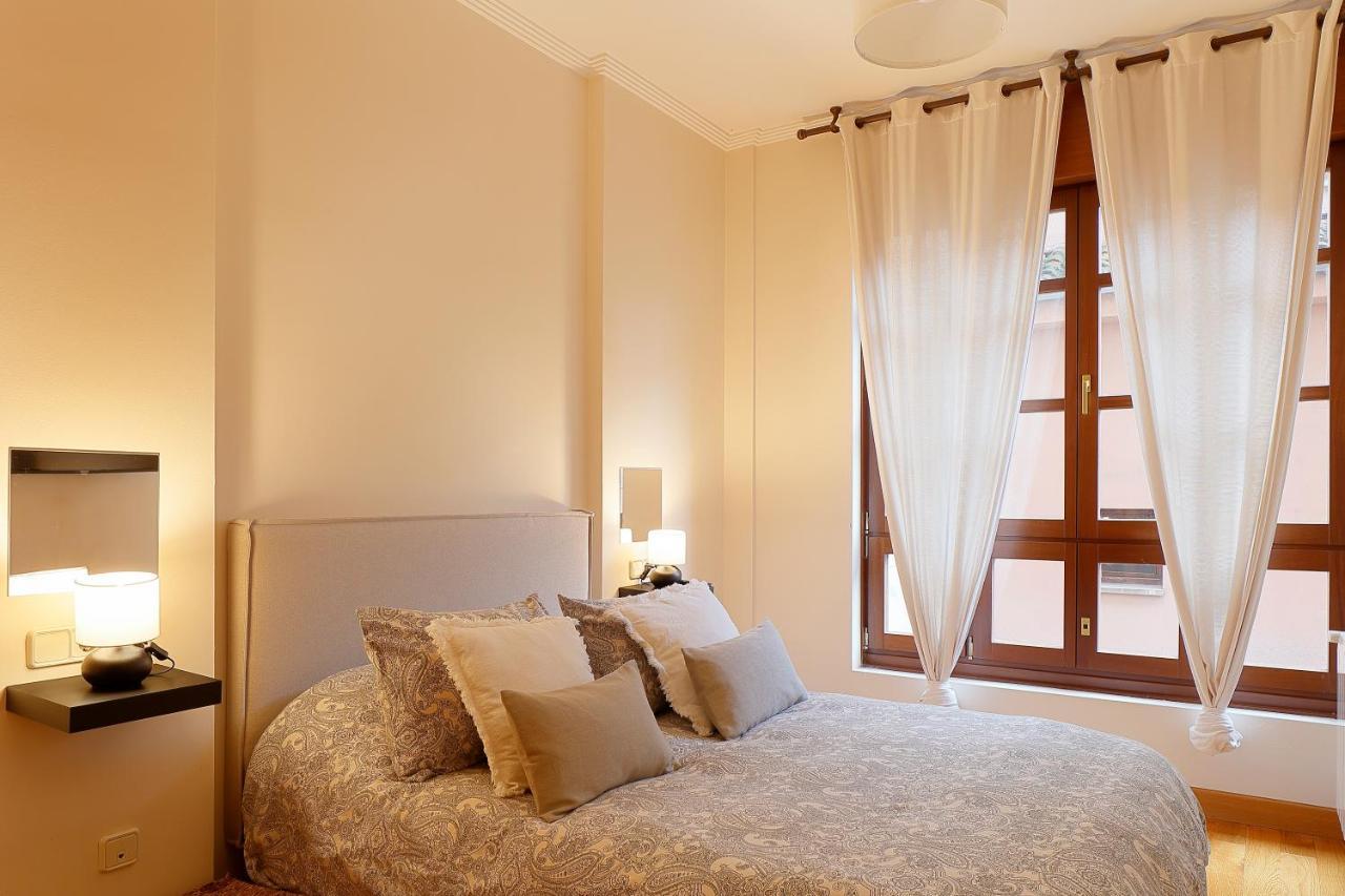 Casco Historico-Catedral Parking Incluido Apartment Oviedo Ngoại thất bức ảnh